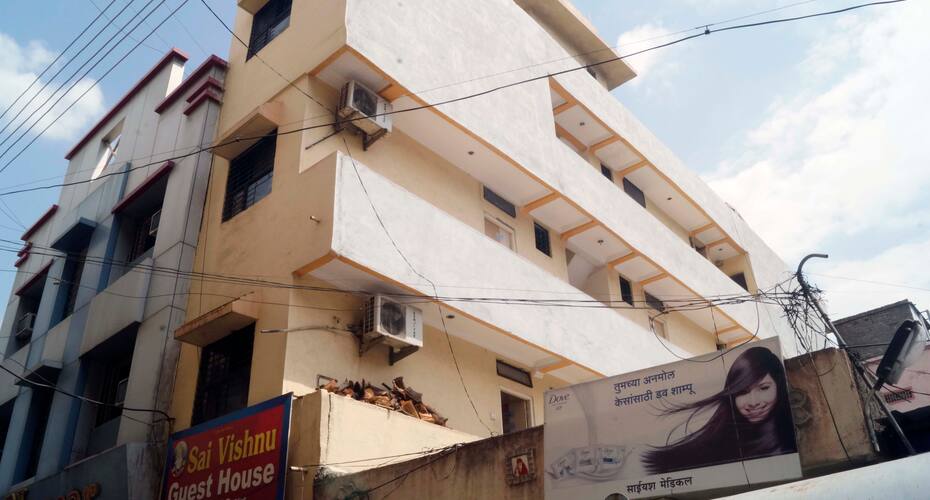Sai Vishnu Guest House, Shirdi 3